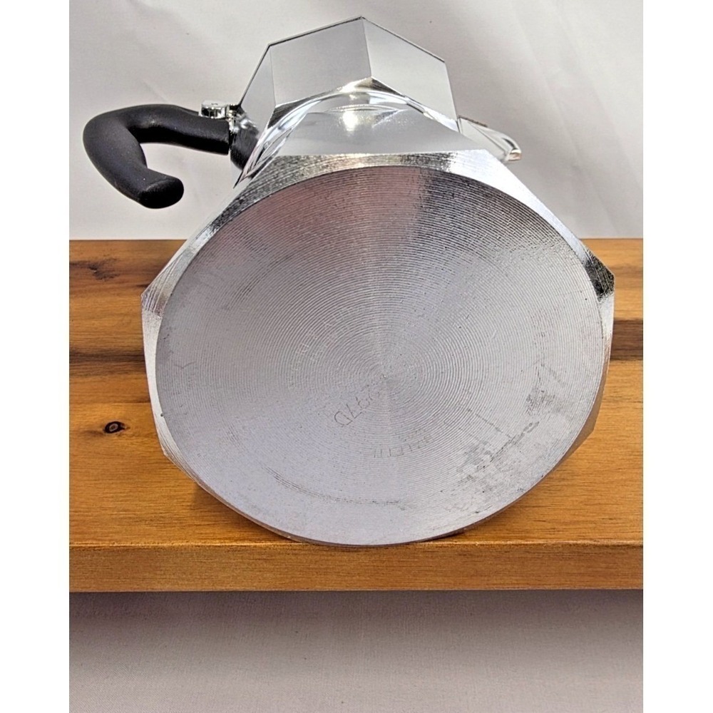Bialetti Moka Express 6 Cup Stovetop Espresso Maker 275-06 Made In Italy NIB - Picture 5 of 12